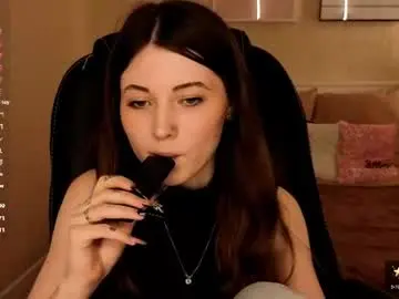 Chaturbate Live Sex Cam of kimmie_shine