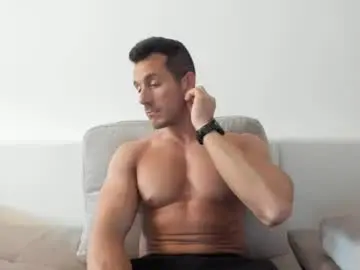 Chaturbate Nude Webcam of roberto4ever