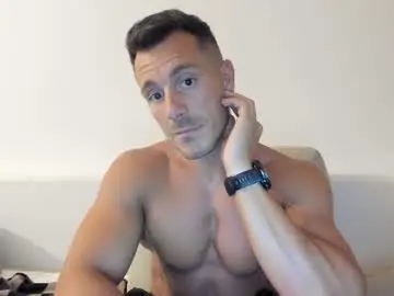 Chaturbate Adult Video Chat of roberto4ever