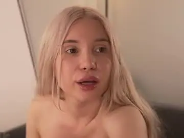 Chaturbate Nude Webcam of jennyplaudis_