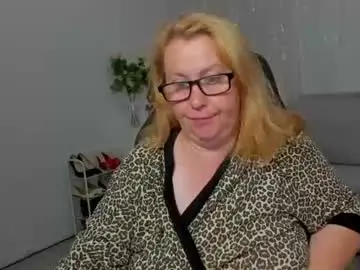 Chaturbate Live Sex Cam of fraumartha