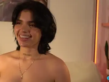 Chaturbate Live Sex of laurita_4