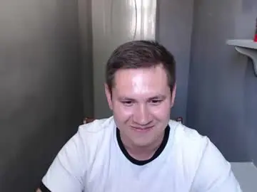Chaturbate Live Sex Cam of max_marlyn