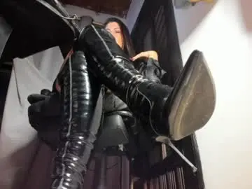 Chaturbate Free Porn Cam of mistressanna_
