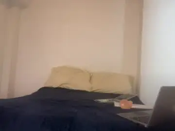 Chaturbate Live Porn of oliviaonlyx1