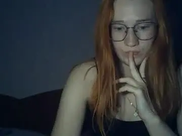 Chaturbate Free Live Porn of eveliina_shy