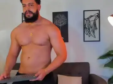 Chaturbate Free Porn Cam of mark_x23