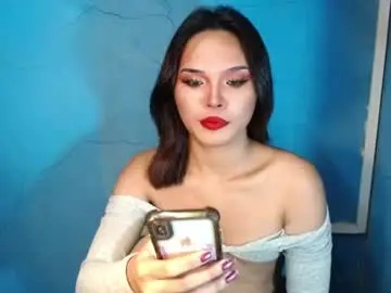 Chaturbate Live Porn of ariana_queen_hugecock69