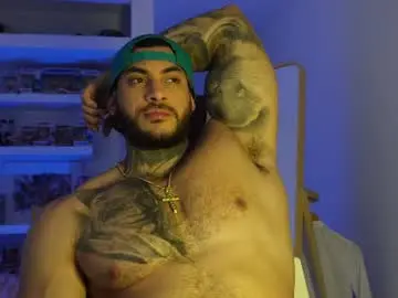 Chaturbate Live Sex Cam of jackson__cottonwood
