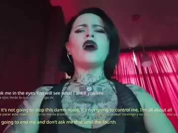 Chaturbate Nude Webcam of mistressolivia07