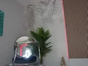 Chaturbate Adult Video Chat of ravebunny_