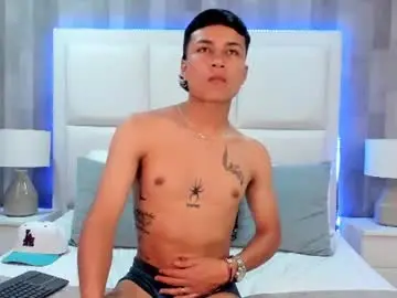 Chaturbate Best live sex cam show of blakedan