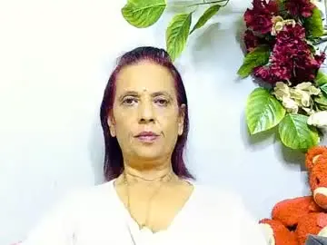 Chaturbate Watch Live Sex Cams of hot_queen58