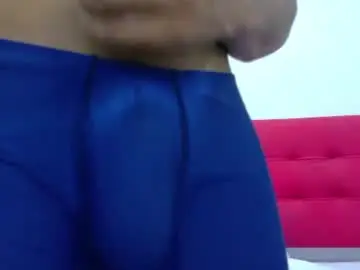 Chaturbate Nude Webcam of leo27__