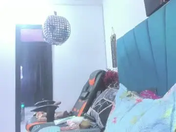 Chaturbate Free Live Porn of mariana_star1