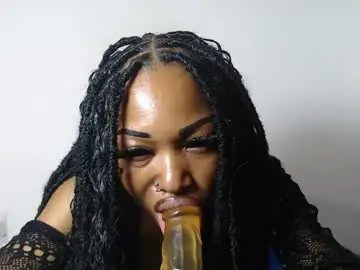 Chaturbate Free Porn Cam of sexy_bluey247