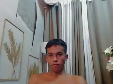 Chaturbate Sex Chat of wilfredo_bigcock