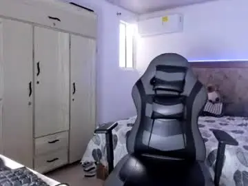 Chaturbate Live Sex Cam of masteralda09