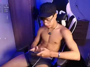 Chaturbate Live Sex of mike_pineapple