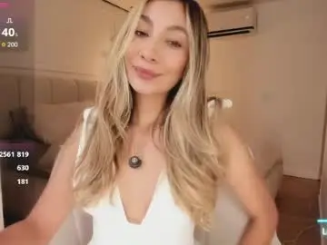 Chaturbate Live Sex Cam of emyconneer
