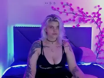 Chaturbate Adult Video Chat of joannlowes