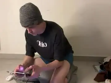 Chaturbate Live Sex Cam of millerjdm