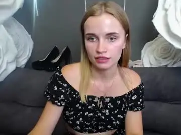Chaturbate Live Sex Cam of ritakiskis