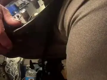 Chaturbate Free Porn Cam of johnnyshung1