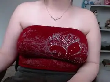Chaturbate Live Sex Cam of krystalsyxx