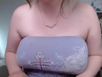 Chaturbate Live Sex Cam of krystalsyxx