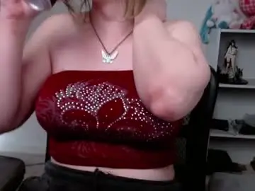 Chaturbate Watch Live Sex Cams of krystalsyxx