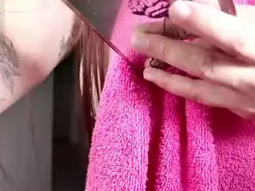 Chaturbate Free Porn Cam of little_caro13
