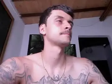 Chaturbate Live Sex Cam of daniele_bunny
