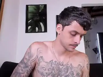 Chaturbate Live Sex Cam of daniele_bunny