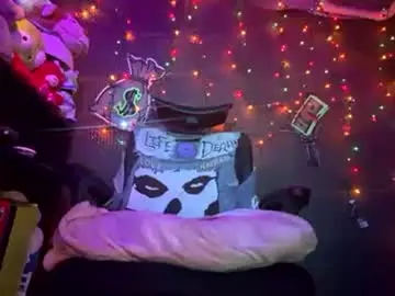 Chaturbate Free Porn Cam of lxrdhxkvgemvsterjuice