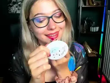 Chaturbate Watch Live Sex Cams of heidi_pleasure