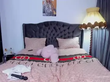 Chaturbate Best live sex cam show of golddivine00