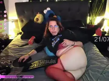 Chaturbate Free Live Porn of ursula_fire