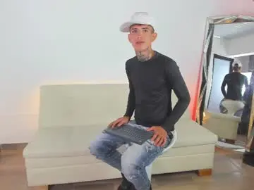 Chaturbate Sex Chat of darwin_stark