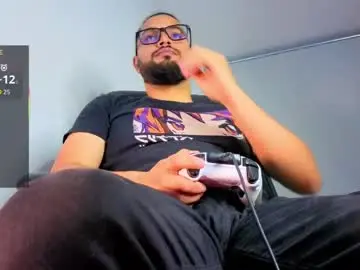 Chaturbate Private Sex Chat of ernesto_rodriguez_82