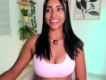 Chaturbate Best live sex cam show of miavelvet_22