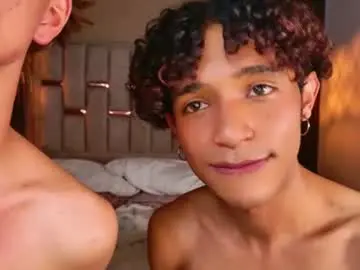 Chaturbate Watch Live Sex Cams of aiiron_m