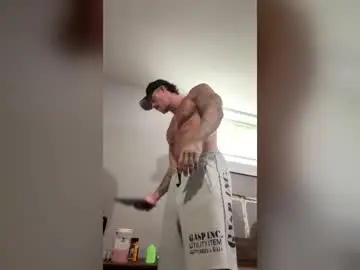 Chaturbate Free Live Porn of cadenhunterr