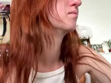 Chaturbate Sex Cam of cherrrylips666000