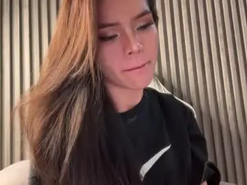 Chaturbate Live Sex Cam of enchatressdixie