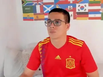 Chaturbate Adult Webcams of sergiocamiloa_30