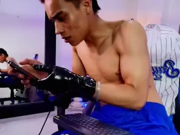 Chaturbate Best live sex cam show of tommy_west_