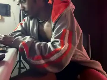 Chaturbate Live Sex Cam of trillahung