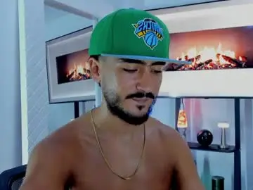 Chaturbate Free Porn Cam of david_johnson372