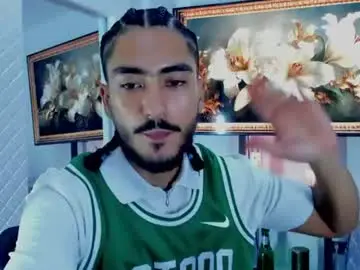 Chaturbate Live Sex Cam of david_johnson372